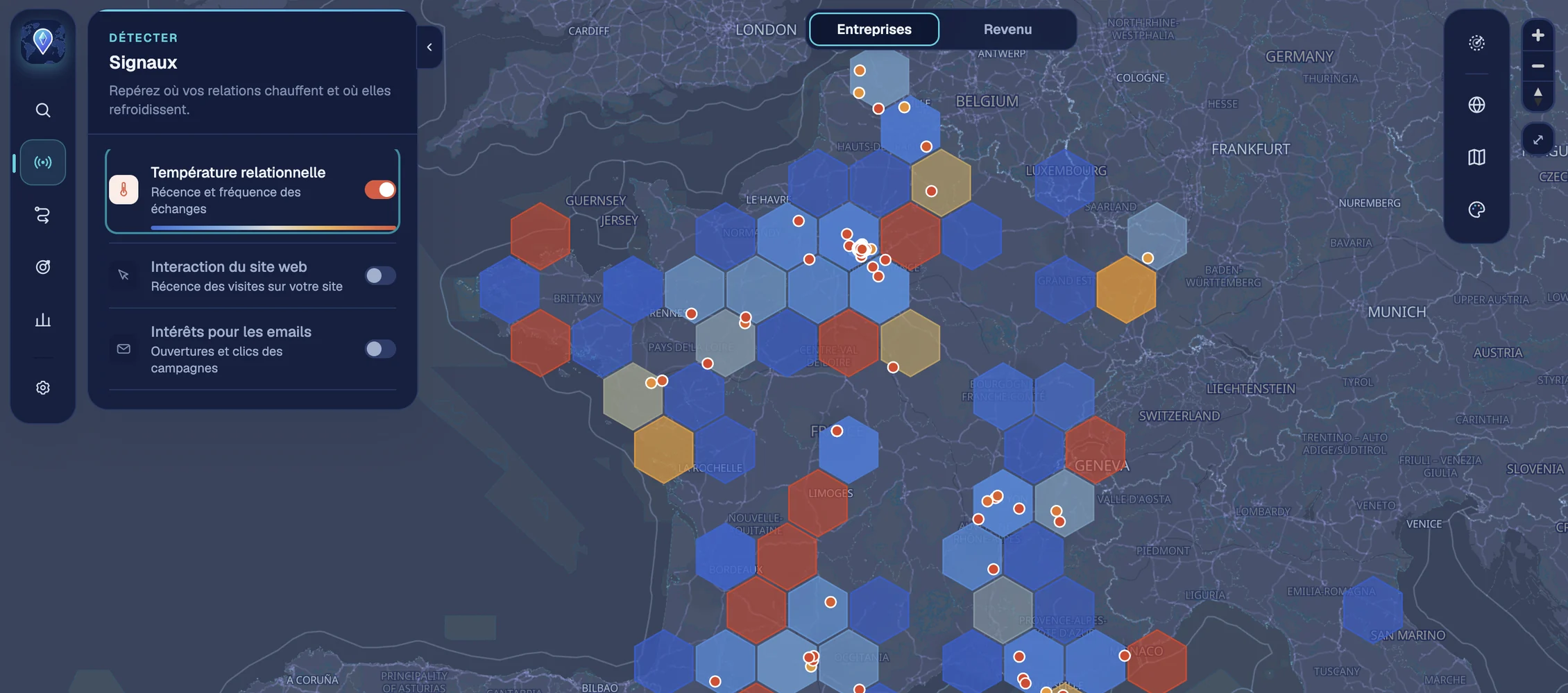 The Maps, Signals module with Relationship temperature on: the map of France divided into hexagons colored by the recency and frequency of interactions, with companies as dots.
